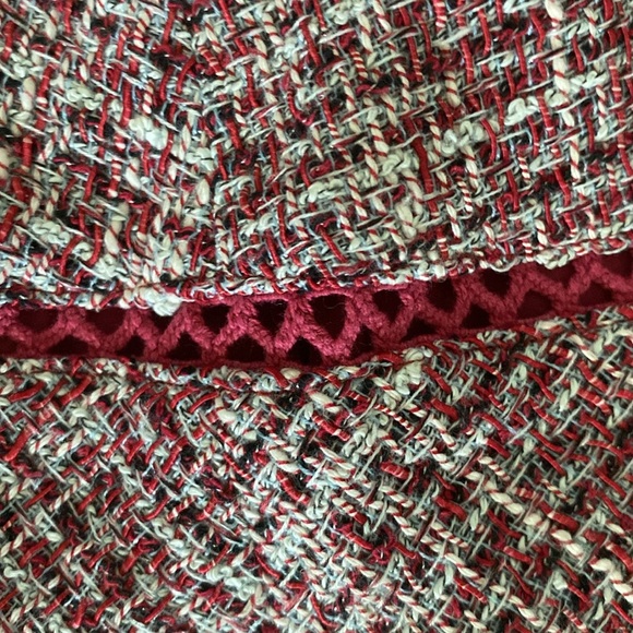 2-skirt bundle size 2 by banana republic - Picture 6 of 13